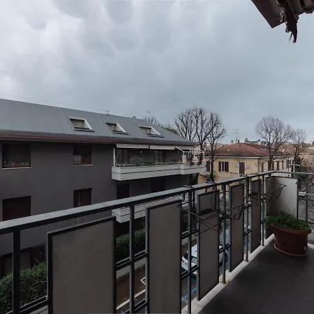 Apartamento La Rocca Between Sea&center *