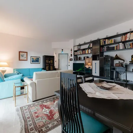 La Rocca Between Sea And Center Appartement *