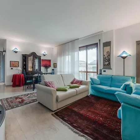 La Rocca Between Sea And Center Апартаменты Пезаро