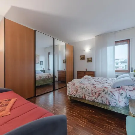 La Rocca Between Sea And Center * Пезаро